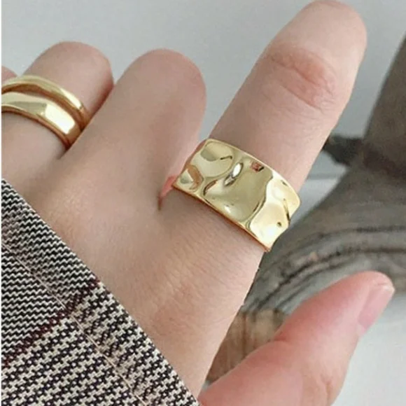 NEW Thick 18k Gold Hammered Adujstable Band Ring - Picture 1 of 11